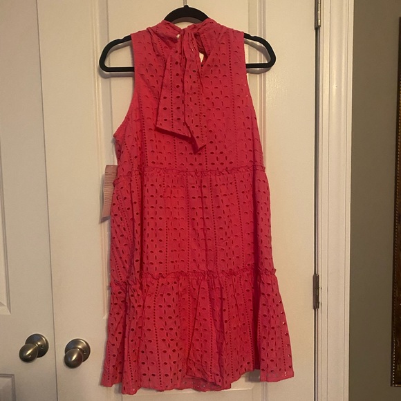 Dress - Picture 3 of 4